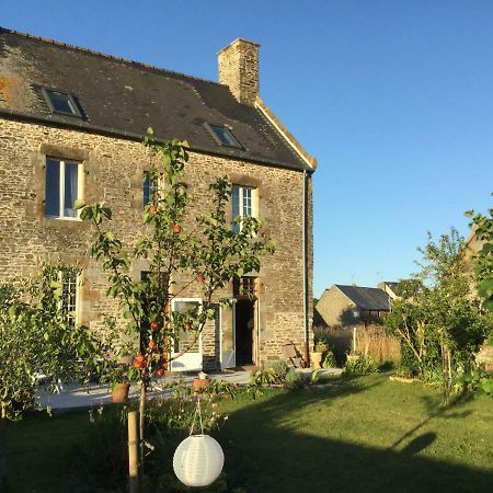 L'Ancien Presbytere D'Ardevon Eksteriør billede
