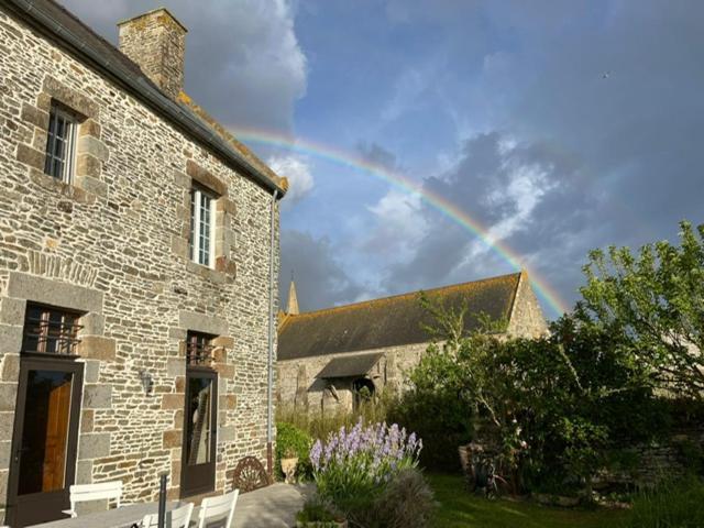 L'Ancien Presbytere D'Ardevon Eksteriør billede